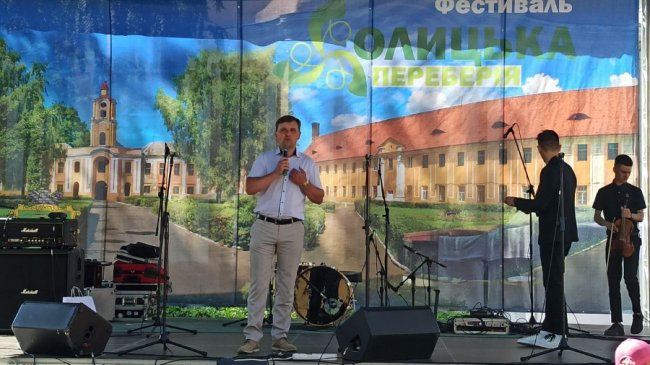 Середньовічні танці, лицарські виступи, ярмарок: як проходив фестиваль «Олицька переберія». ФОТО