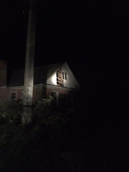 Лучани опублікували фото наслідків вибухів у Калинівці