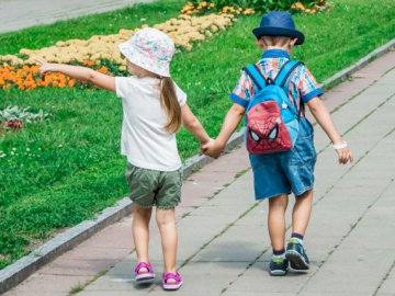 Усмішки малечі та бризки водограю: літній день у Луцьку. ФОТО