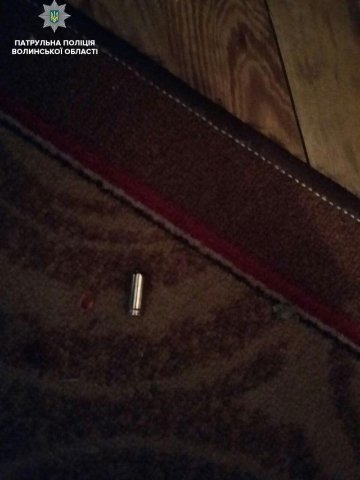 У Луцьку чоловік скоїв самогубство. Вистрелив собі у голову