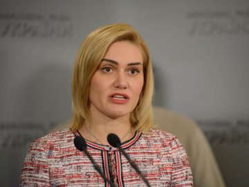 «Українські дороги – це «американські гірки», якими з Києва до Одеси неможливо доїхати без ДТП»,  – нардеп