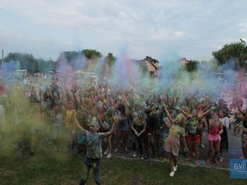 У місті на Волині кидалися фарбами. ФОТО