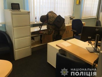 Пенсіонер з Ковеля  «замінував» офісну будівлю в Луцьку