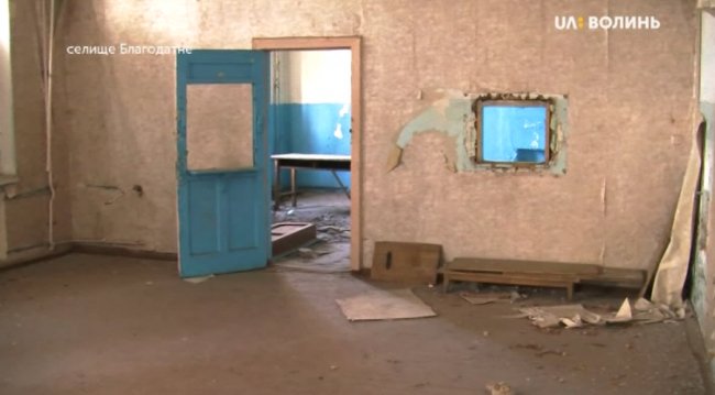 У селищі на Волині судяться за закинуте приміщення школи. ВІДЕО