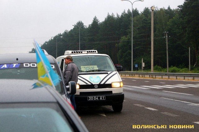 На Волинь привезли тіло загиблого на Сході Героя. ФОТО
