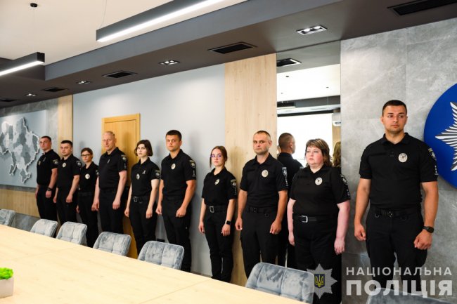 Волинські поліцейські отримали відзнаки та чергові спеціальні звання