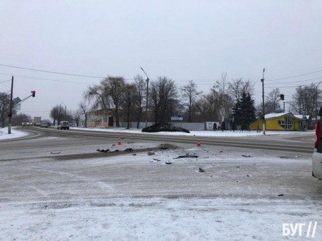 У місті на Волині зіткнулися два буси. ФОТО