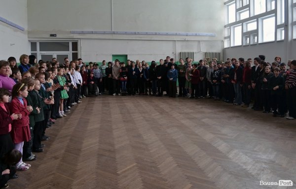 Луцьким дітям вручили подарунки. ФОТО*