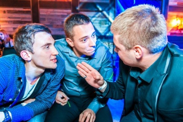 У луцькому клубі влаштували «дуель»  між чоловіками та жінками. ФОТО