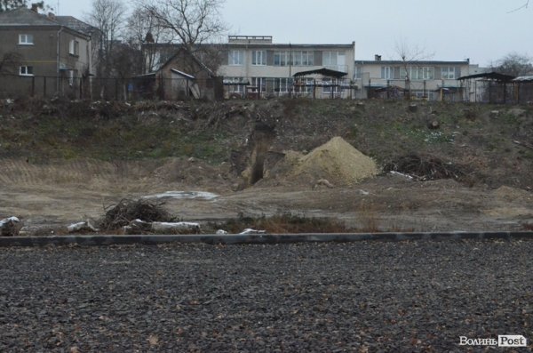 У Луцьку Сапалаївку приводять до ладу. ФОТО