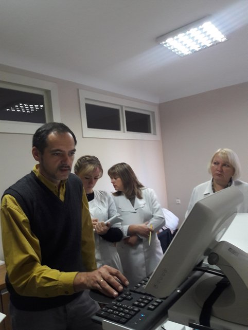 Волинська лікарня отримала нове обладнання від швейцарської компанії. ФОТО