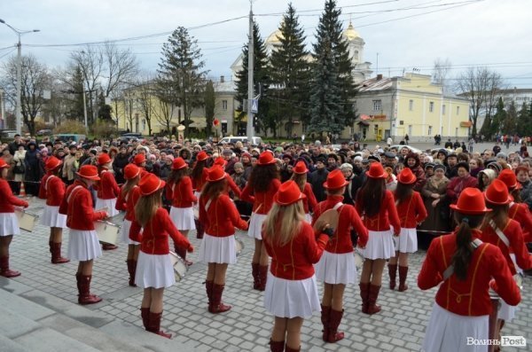 Відкрили луцький ЦУМ. ФОТО 