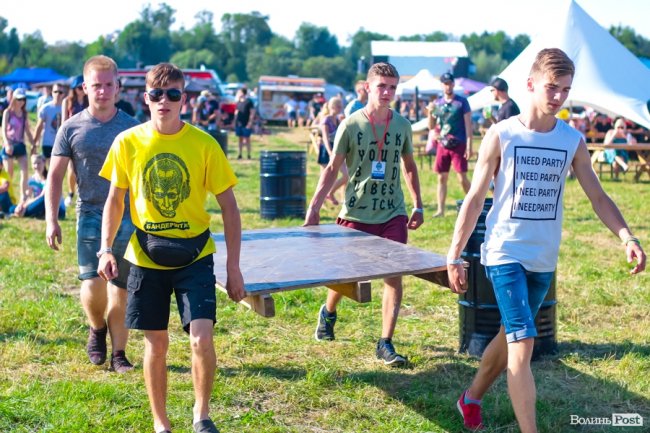 «Шикидим», лірика і вибуховий «O.Torvald»: перший день «Бандерштату». ФОТО