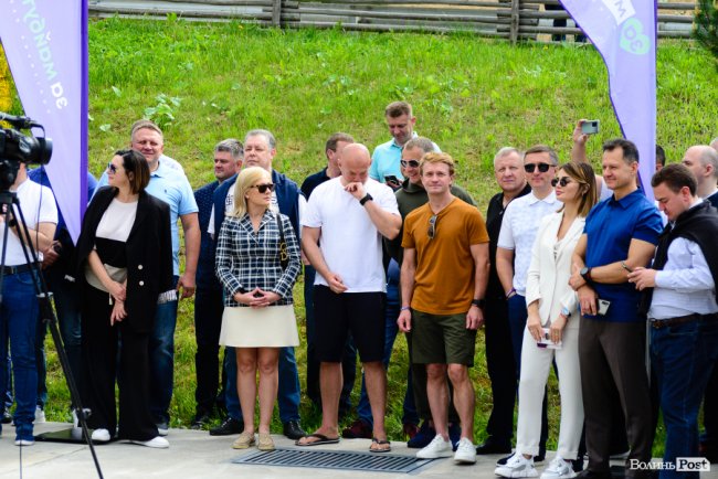 Мирна армія: десантниць Жіночого руху «За майбутнє» навчали, як захищати себе фізично та морально