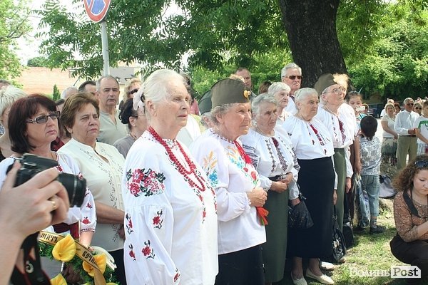 У Луцьку вшанували політв'язнів. ФОТО