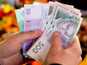 За рік середня зарплата волинян зросла на 19,9%