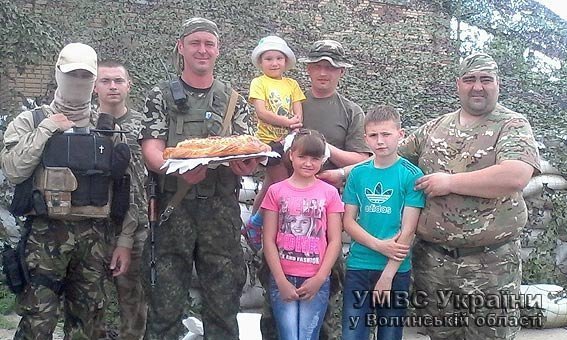 Волинські правоохоронці потоваришували із особливими дітьми із Краматорська. ФОТО