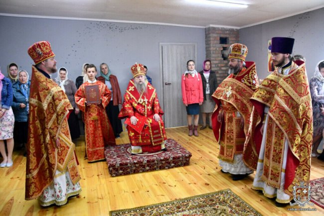 У Луцьку УПЦ (МП) освятила тимчасовий храм. ФОТО
