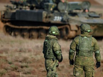 Для поповнення втрат росіян агітують підписувати контракти на 3-5 місяців, – Генштаб