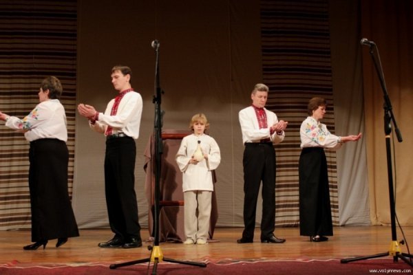 У Луцьку театрали «вклонилися» Шевченку. ФОТО