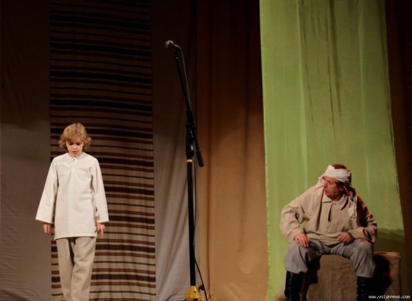 У Луцьку театрали «вклонилися» Шевченку. ФОТО