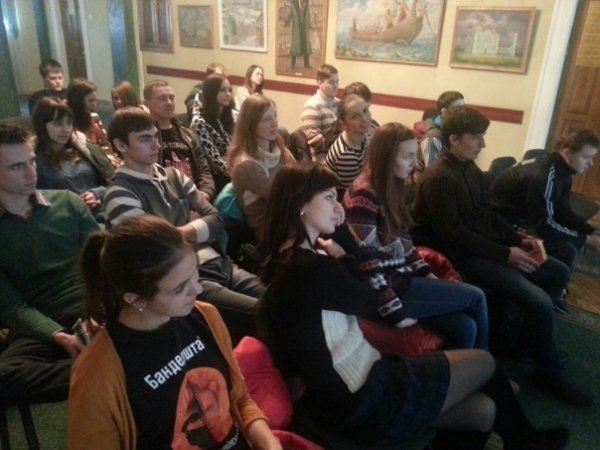 У Луцьку тренували націоналістів. ФОТО