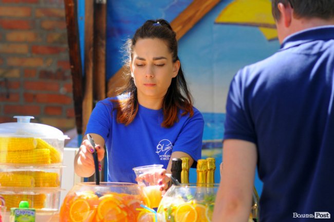 У замку Любарта - «Lutsk Food Fest». ФОТО