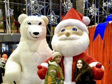 У «ПортCity» відвідувачів розважатимуть фігури казкових персонажів*