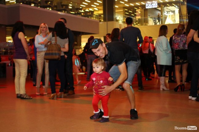 Як це було: фото грандіозного концерту «Ляпис 98» у «ПортCity»