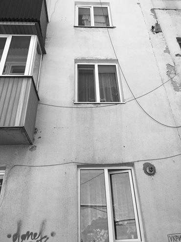 У Луцьку громада спільно з депутатом від свого округу утеплює будинок. ФОТО