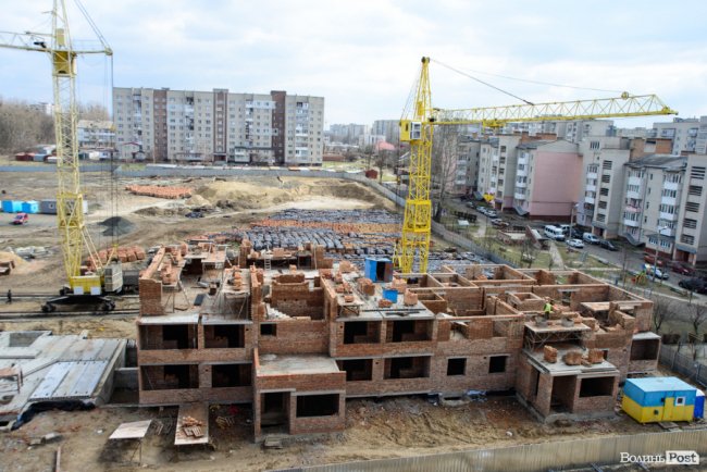 «Карамельні» квартири у яскравих багатоповерхівках: ЖК «Caramel Residence» продовжує зводити житло мрії. ФОТО*