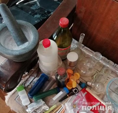 У Луцьку викрили нарколабораторію. ФОТО