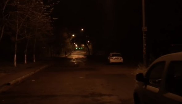 У Києві в парку пограбували та зґвалтували дівчину