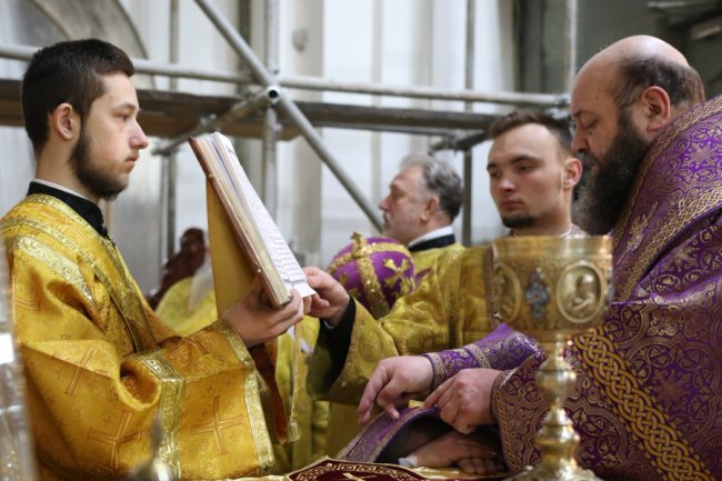 Депутат Волиньради від «Слуги народу» став дияконом. ФОТО