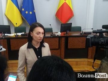 Вусенко каже, що за нею стежать