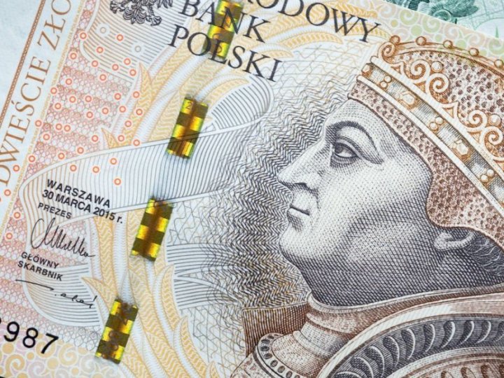 Масштабні перевірки рахунків у Польщі: за що податкова може заблокувати ваші гроші