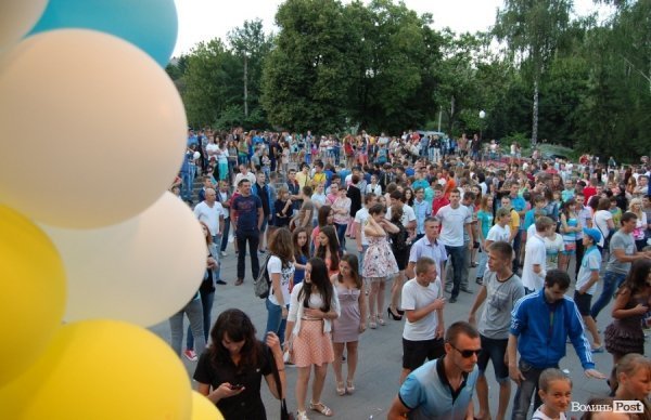 У День молоді в Луцьку був DJ-парад. ФОТО