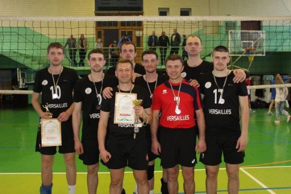 Відбувся Чемпіонат міста з волейболу серед чоловічих команд сезону 2015-2016. ФОТО