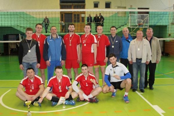 Відбувся Чемпіонат міста з волейболу серед чоловічих команд сезону 2015-2016. ФОТО