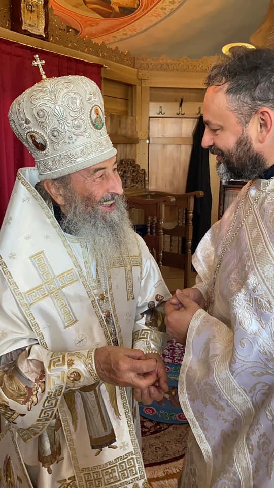 Відомий хірург з Волині Валіхновський став священником. ФОТО