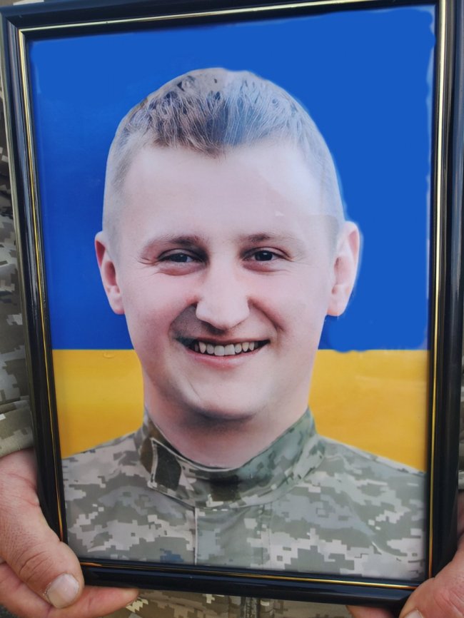 На Волині поховали снайпера, який півтора року вважався зниклим безвісти