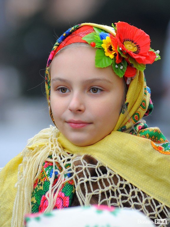 Обличчя різдвяних гулянь у центрі Луцька. ФОТО