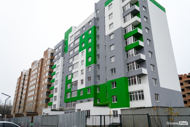 Затишне місце для кожного: у Луцьку продовжують будувати «карамельний» житловий комплекс. ФОТО*