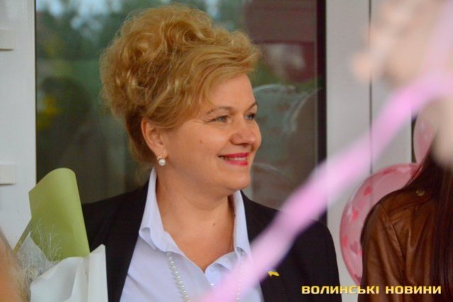 Четверта трійня у «Будинку щастя»: з перинатального центру виписали луцьку модель з донечками. ФОТО