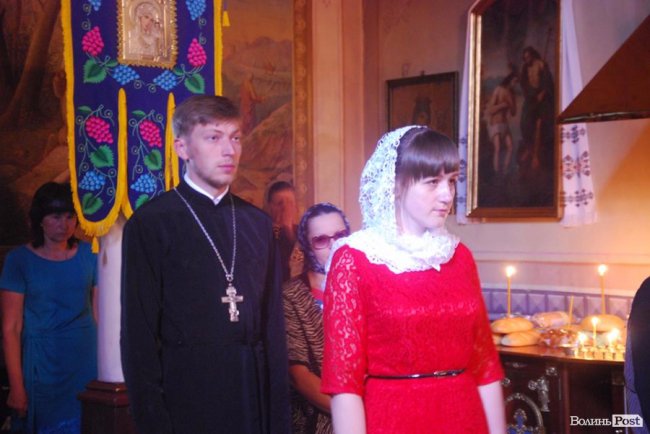 Фото випускного у Волинській духовній семінарії