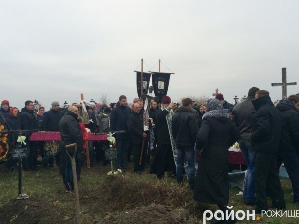 Поховали військового з 14-ї бригади Віктора Юхимчука