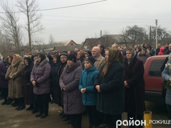 Поховали військового з 14-ї бригади Віктора Юхимчука