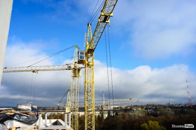 У Луцьку продовжує «рости» яскравий ЖК «Caramel Residence». ФОТО*