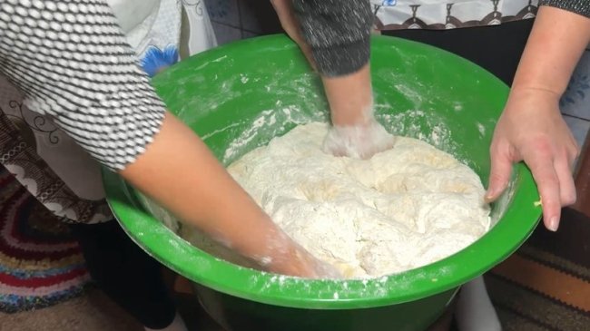 Як спекти весільний коровай за старовинними обрядами: рецепт із Волині