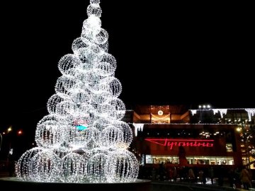 Боулінг та більярд у «Промені» працює цілодобово*